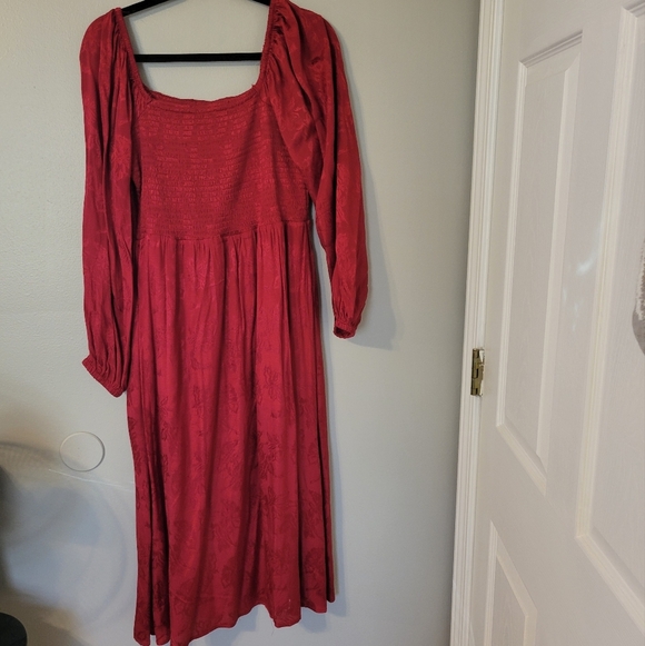Maurices Red Floral Long Sleeve Midi Peasant Dress With Pockets. Size M - Picture 5 of 8